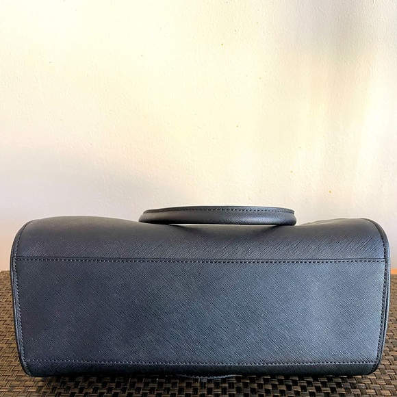 NWOT Calvin Klein Classic Gold Accented Satchel - Picture 6 of 16